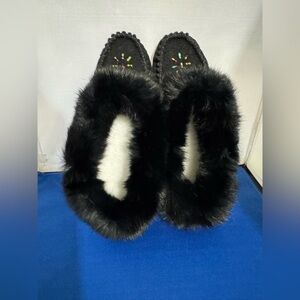 New Bastien moccasins. Size 8.